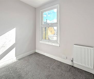 Albion Road, Hounslow, TW3 3RT - Photo 4