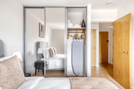 Commercial Road, London, E14 - Photo 5