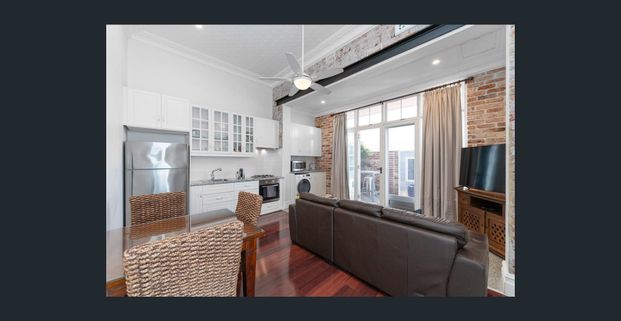 BARNFATHER’S OLD CORNER STORE - Photo 1