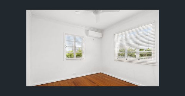 Contemporary Comfort and Easy Living - Photo 1