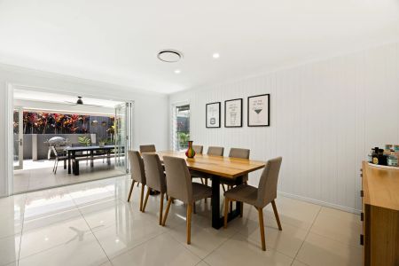 41 Tribulation Circuit, Buderim QLD 4556 - House For Rent | Domain - Photo 5