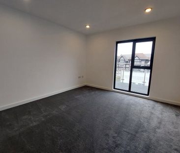 Burlington Street - Photo 3