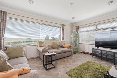 Moss Road, Millisle, BT22 2DX - Photo 2