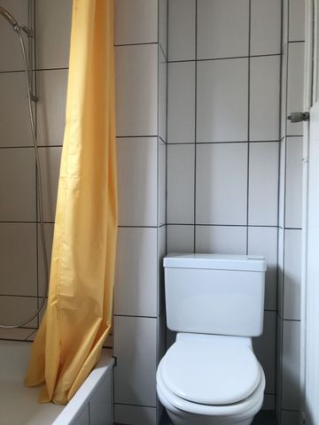 1 ZIMMERWOHNUNG MIT SEP. BAD - IDEAL FÜR WOCHENAUFENTHALTER - Foto 3