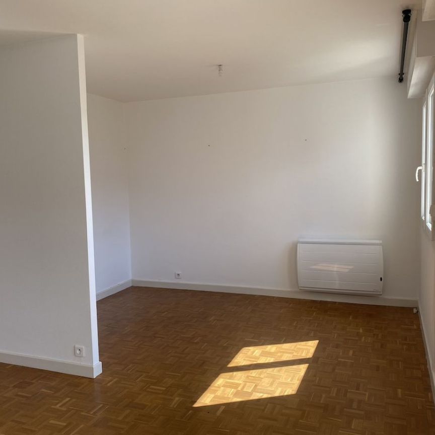 Location Appartement 3 pièces 82m² ALBI 81000 - Photo 1