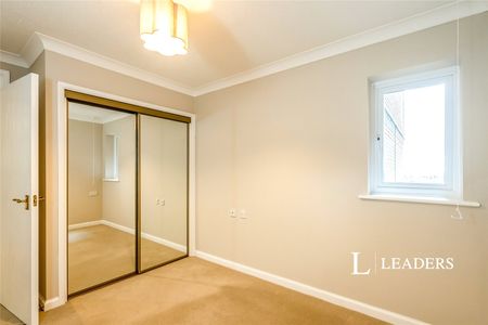 2 bedroom apartment to rent Villa Plage, 154-160 Elmer Road, Bognor Regis, PO22 - Photo 4