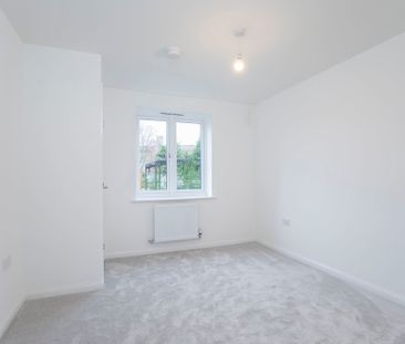 Ridge Close, Cheltenham GL52 3PL - Photo 5