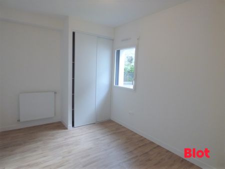 Location Appartement 2 pièces 58m² ARRADON 56610 - Photo 3