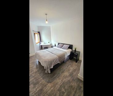 Room in a Shared House, Torquay Court, E14 - Photo 2