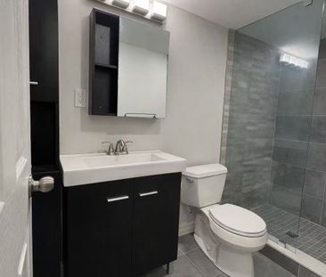 For Lease - 84 Lewis Honey Drive, Aurora, Ontario - Photo 5