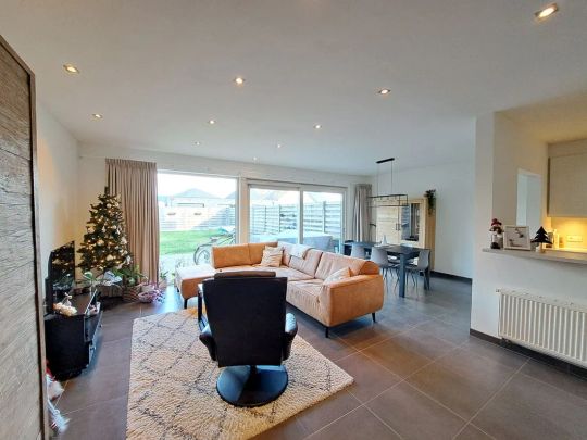 Knap ruim gelijkvloers appartement te Pelt - Foto 1