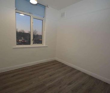 New Haw, KT15 - Photo 4