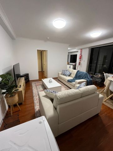 Blacktown - Photo 4