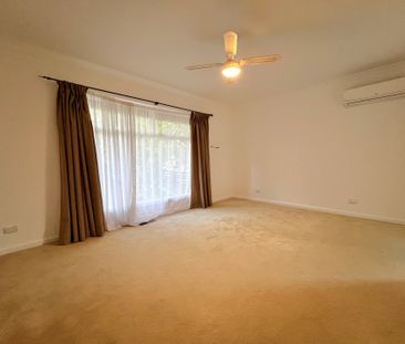 3 bedrooms close to Knox City shopping centre - Photo 5