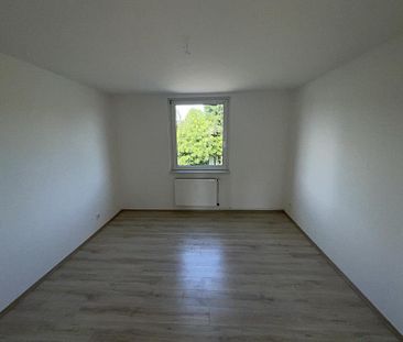 Wir renovieren für Sie! 3 Zimmerwohnung mit neuem Duschbad am Backumer Tal - Photo 3