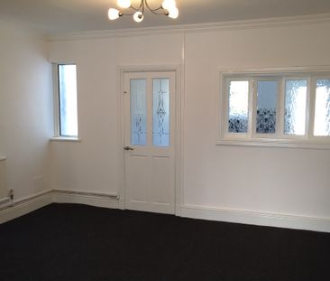 Bath Avenue, Morriston, Swansea SA6 7AW - Photo 4