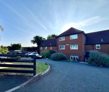 2 bedroom maisonette to rent - Photo 6