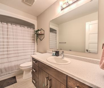 For Lease - 926 Battery Park, London North, Ontario - Photo 1