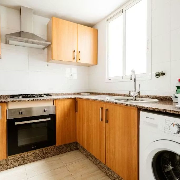 Carrer dels Sants Just i Pastor, Valencia, Valencian Community 46021 - Photo 1