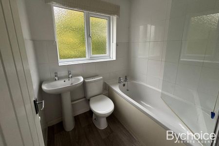 2 bedroom maisonette to rent - Photo 5