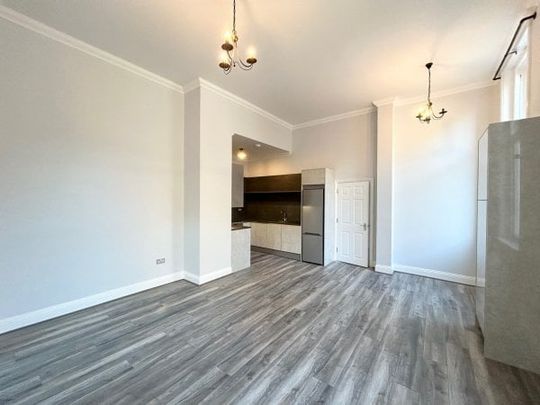 Westbourne - Photo 1