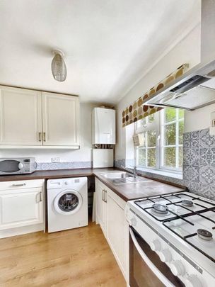 2 bedroom flat to rent - Photo 1