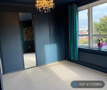 2 bedroom maisonette to rent - Photo 5