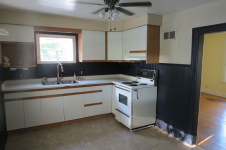 For Lease - 4493 Wonderland Road, London South, Ontario - Photo 5