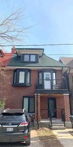 LARGE 3 BEDROOM UPPER STEPS FROM DUFFERIN GROVE PARK $3900 INC - Photo 4