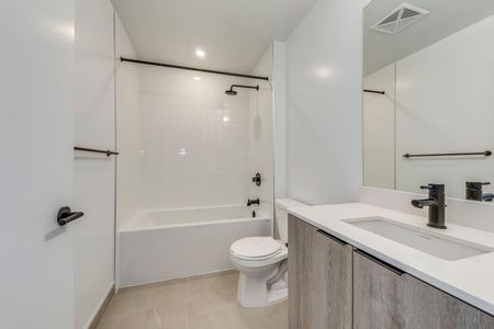 For Lease - 2495 Eglinton Avenue Unit# 1810, Mississauga, Ontario - Photo 3