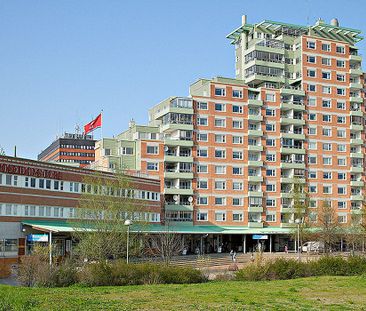 Poseidons Torg 7, Handen - Photo 1