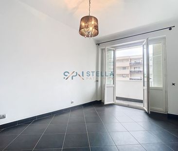 Appartement Rénové avec Parking Privé Rue du Dr. Del Pellegrino, - Photo 3