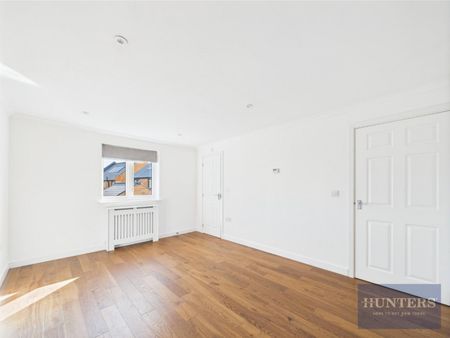 Sapphire Road, Bishops Cleeve, Cheltenham - Photo 5