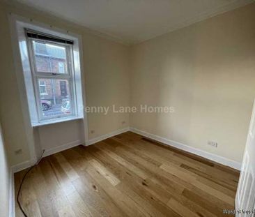 2 bedroom property to rent in Renfrew - Photo 2