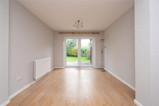 5 bedroom semi-detached house to rent - Photo 1