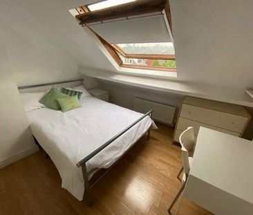 3 bedroom house share to rent - Photo 4