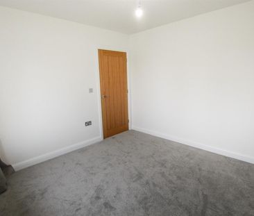 2 bedroom - Photo 5