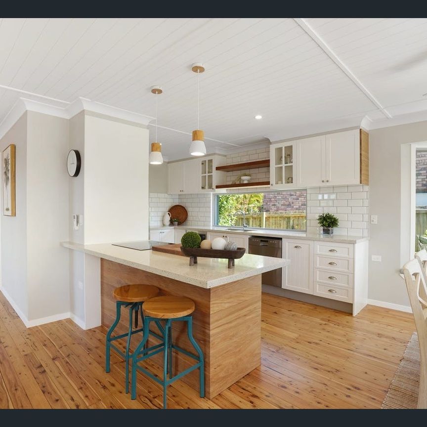 Beautifully Renovated Family Home in Prime Southport Location - Photo 1