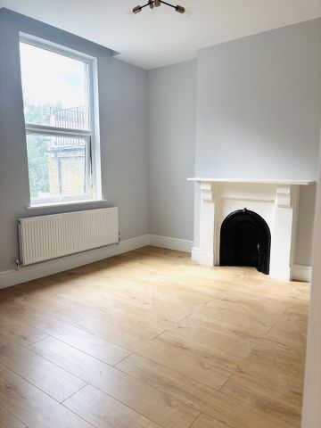 3 Bed Terraced House, Norroy Road, SW15 - Photo 3