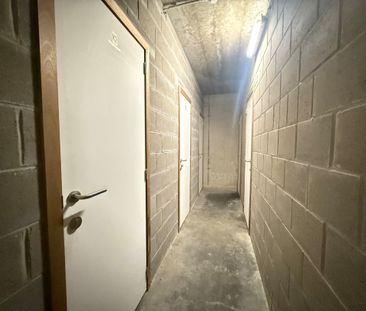 Gelijkvloers appartement met zuid-gerichte tuin in Tielt! - Photo 2