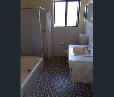 RARE OFFERING - GRANNY FLAT IN SPACIOUS PRIVATE SETTING - Photo 4