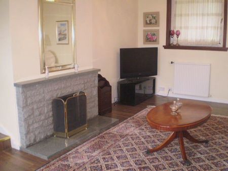 11 Wellwood Terrace, AB15 9JA, Aberdeen - Photo 2