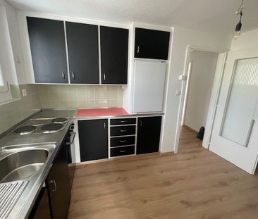 Charmante 4-Zimmerwohnung mit sensantioneller Terrasse und Aussicht - Photo 1