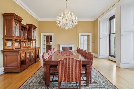 Available to let - with Historic elegance and modern luxury combined in this 3,700+ sq ft duplex within The Mansion, Cobham Park, surrounded by twelve acres of breath-taking parkland. - Photo 2