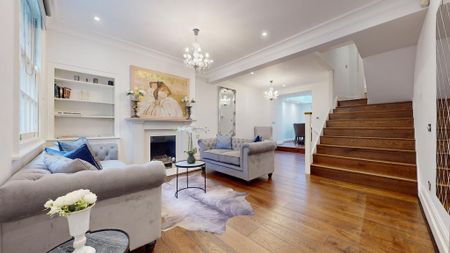 3 bedroom mews to rent - Photo 2