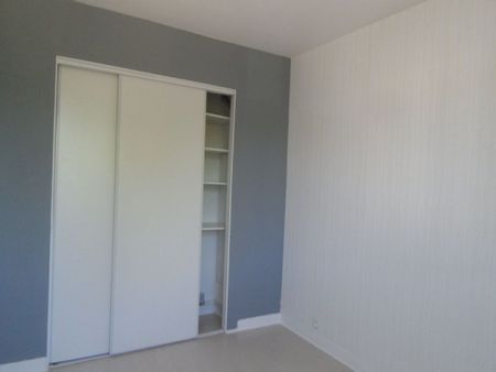 Libre le ..Maintenant Mt Loyer :548,44 Mt des charges :185,27 - Photo 3