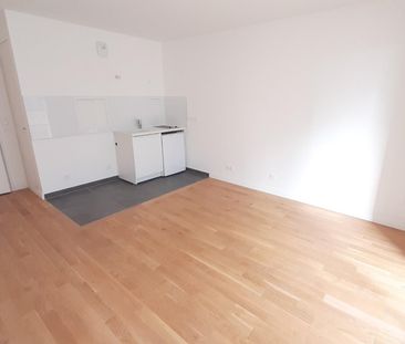 location Appartement T1 DE 36.9m² À ISSY LES MOULINEAUX - Photo 3