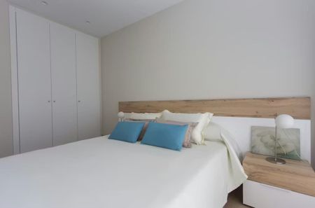 Avinguda de Peris i Valero, Valencia, Valencian Community 46004 - Photo 3