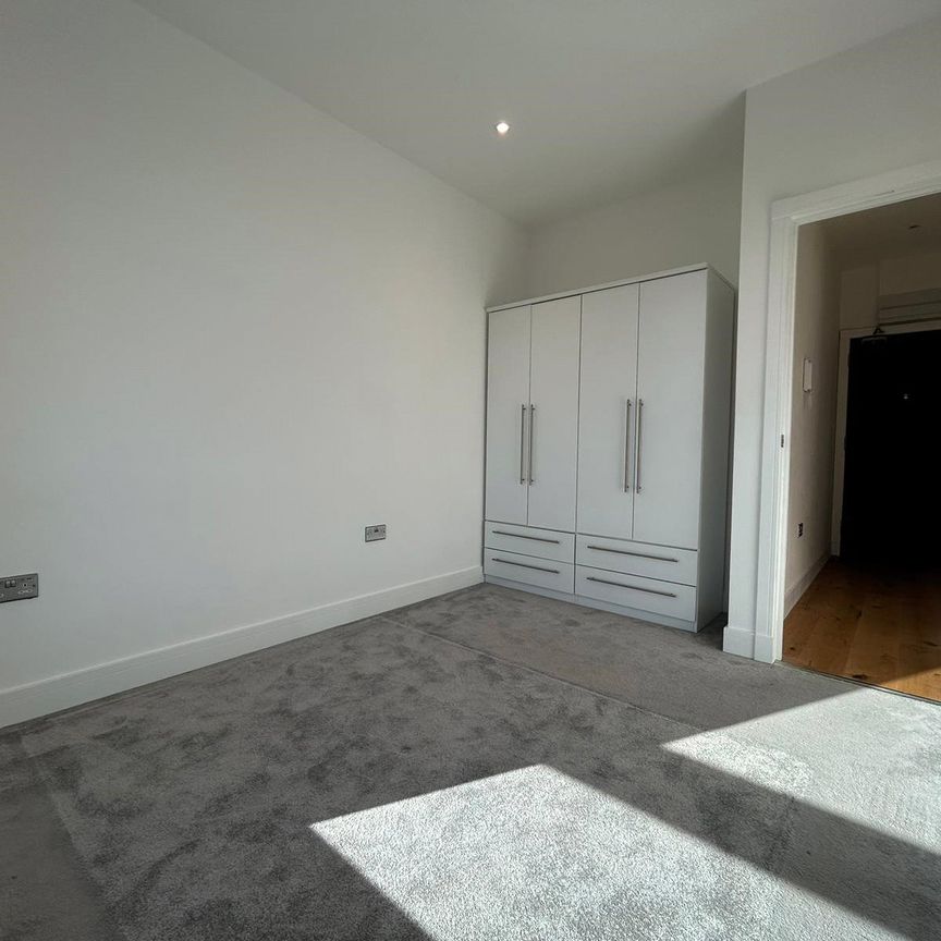 1 bedroom Flat in The Ring, Bracknell - Photo 1