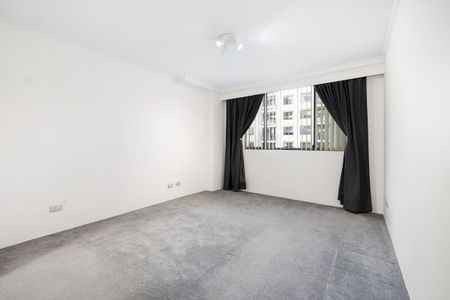 Stylish Pyrmont Living in the Palladium Complex - Photo 2